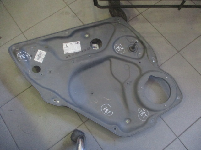 Elevador manual MERCEDES W169 2005 5P TE