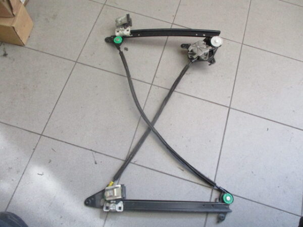 Elevador manual VW SHARAN 2004 5P TE