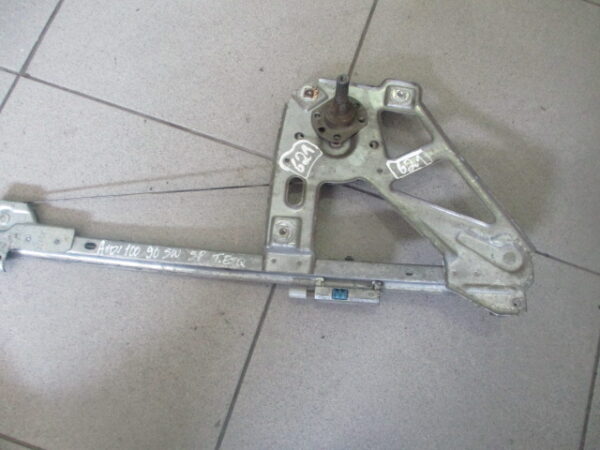 Elevador manual AUDI 100 SW 1990 5P TE