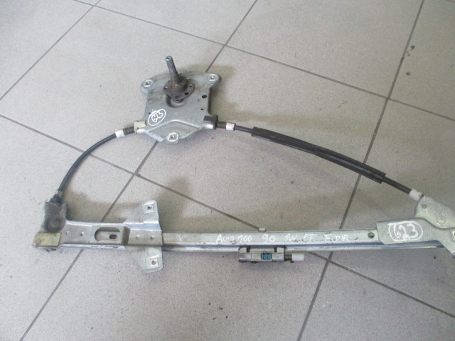 Elevador manual AUDI 100 SW 1990 5P FD