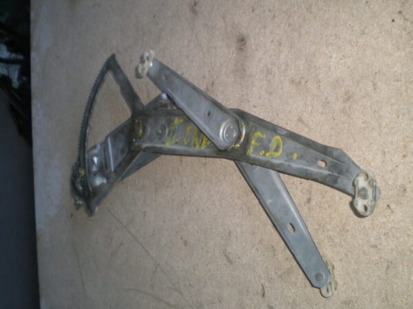 Elevador manual OPEL CORSA B 1995 5P FD