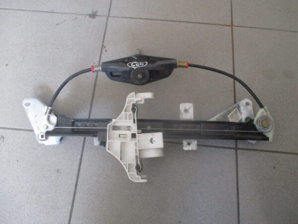 Elevador manual FORD FIESTA 2004 5P TE