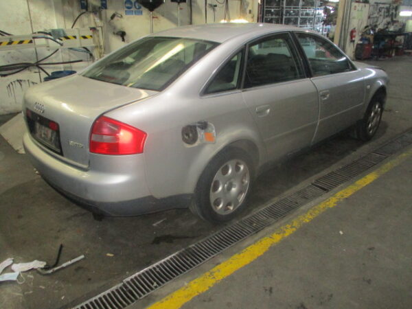 Carro AUDI A6 2 4B FASE 2 2002 1.9TDI 130CV 4P CINZENTO DIESEL