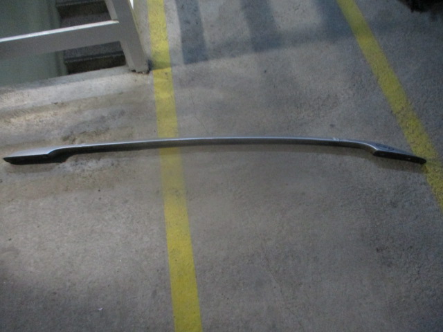 Barra de Tejadilho TOYOTA COROLLA 2 VERSO FASE 1 2006 2.2D4D 136CV 5P CINZENTO DRT