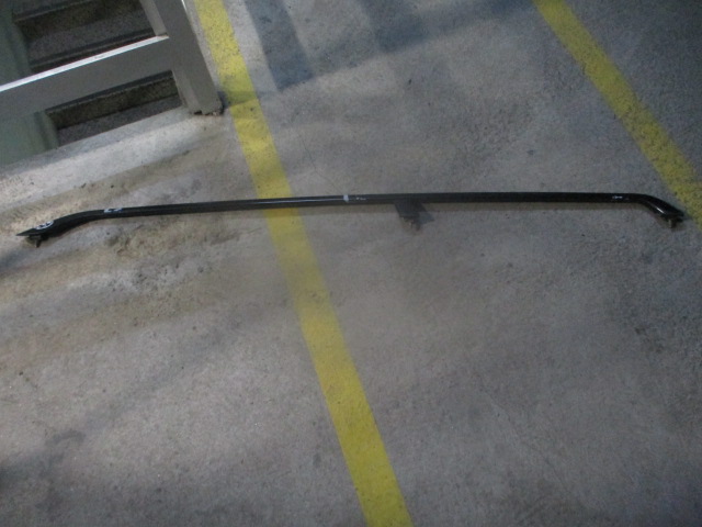 Barra de Tejadilho VW GOLF 3 BREAK 1995 1.8I 75CV 5P PRETO ESQ