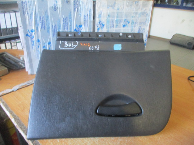 Porta Luvas FORD FOCUS SW 2001 1.4I 0P PRETO