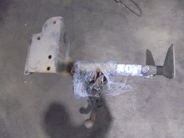 Gancho De Reboque NISSAN MICRA K12 2009 1.2I 80CV 5P CASTANHO ESCURO