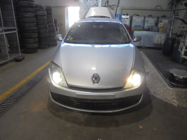 Carro RENAULT LAGUNA 3 2009 2.0DCI 150CV 2P CINZA DIESEL