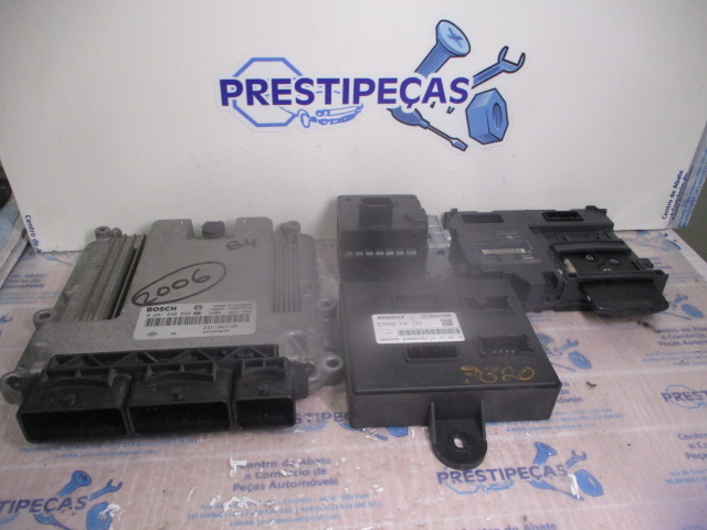 Centralina RENAULT CLIO 4 BREAK 2015 1.5DCI 90CV 5P PRETO BOSCH