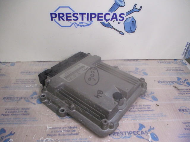 Centralina RENAULT CLIO 4 BREAK 2015 1.5DCI 90CV 5P PRETO BOSCH