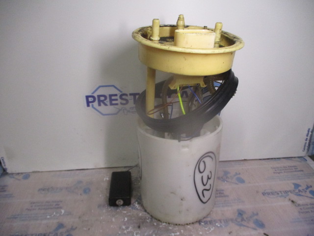 Bomba combustivel AUDI A1 SPORTBACK 8X FASE 1 2013 1.6TDI 105CV 5P PRETO DIESEL